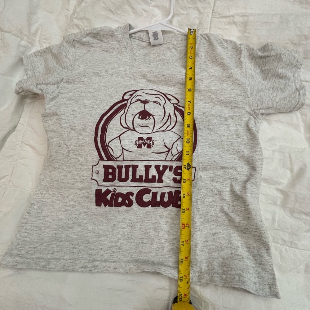 Kids Unisex Tee ( Boy Size Small or Girl Size Medium ) Mississippi State Bulldog